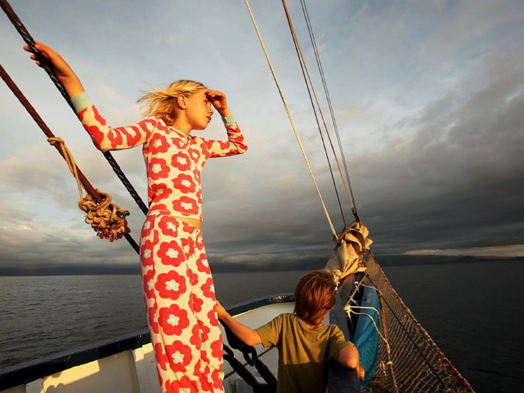 Family sailing in the Galapagos